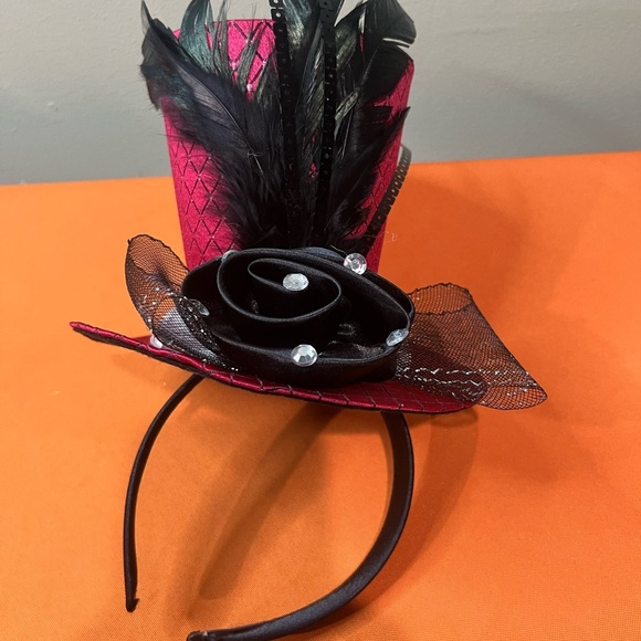 Elegant Black and Pink Fascinator Headband - Picture 1 of 11